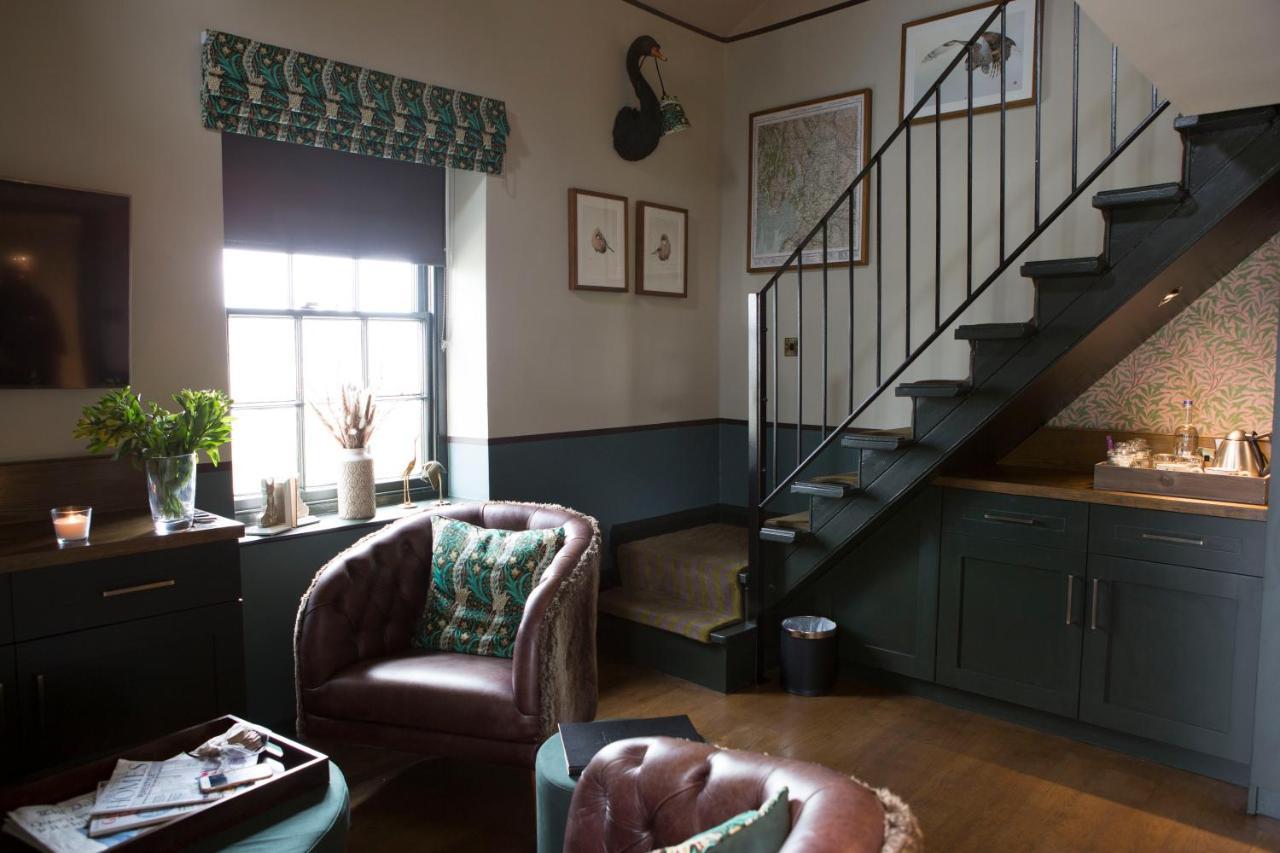 ホテル Mason'S Arms Bowland Bridge エクステリア 写真
