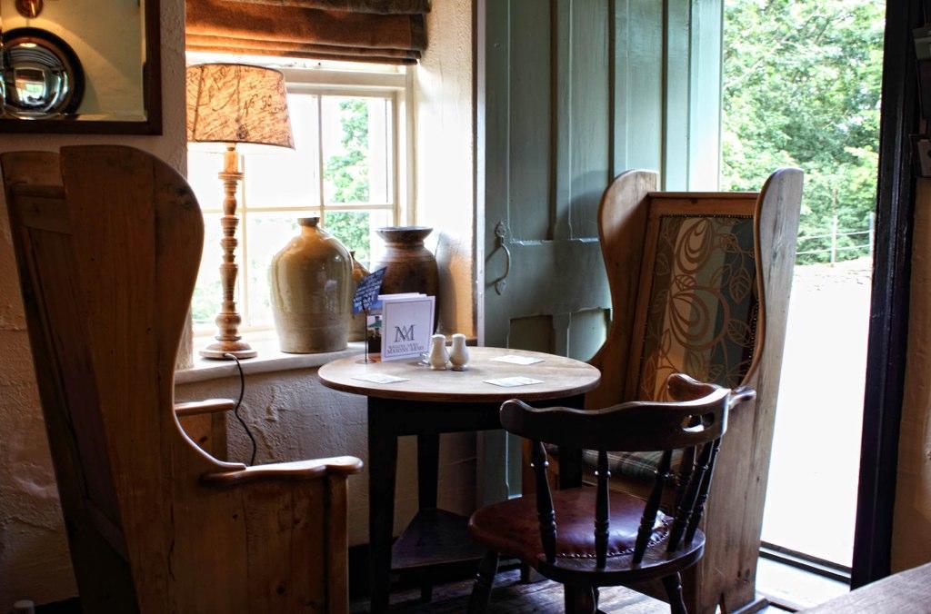 ホテル Mason'S Arms Bowland Bridge エクステリア 写真