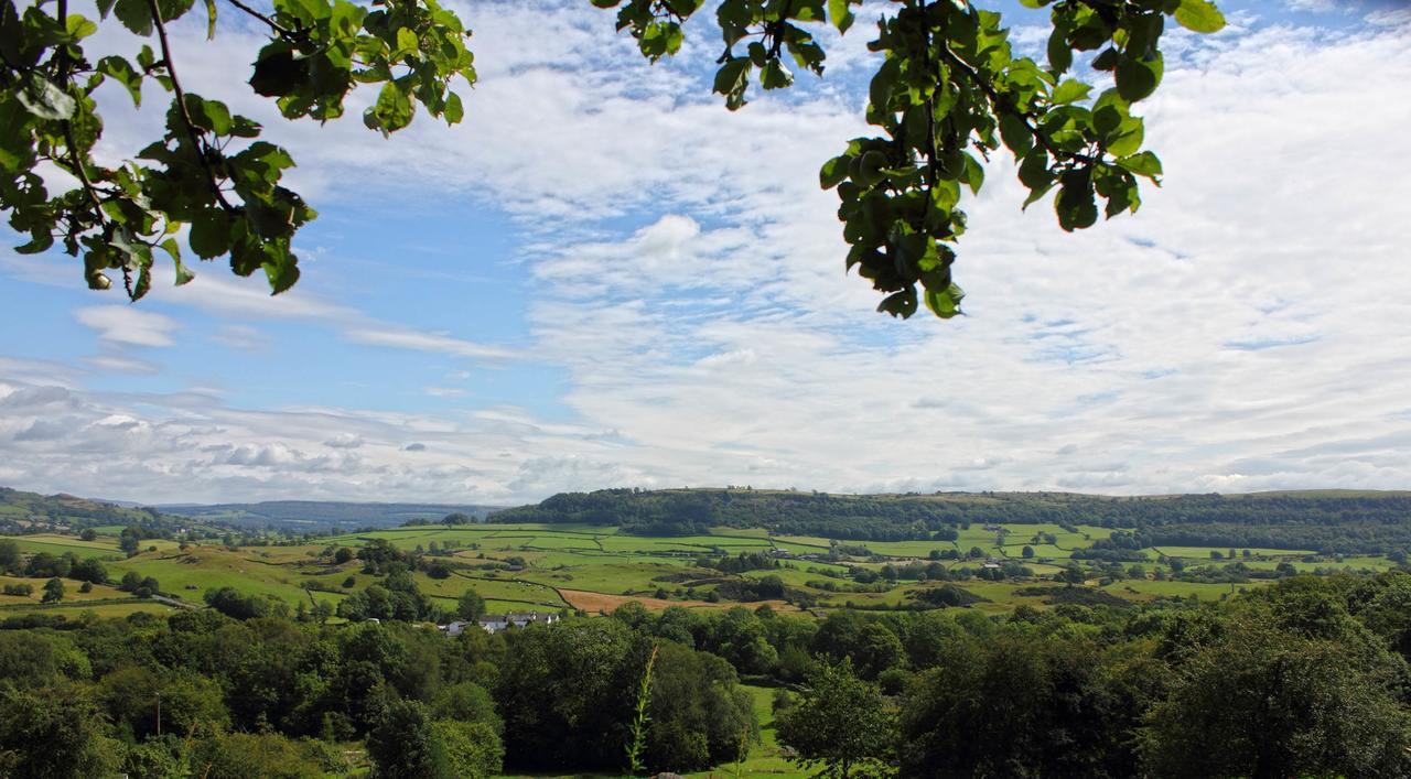 ホテル Mason'S Arms Bowland Bridge エクステリア 写真